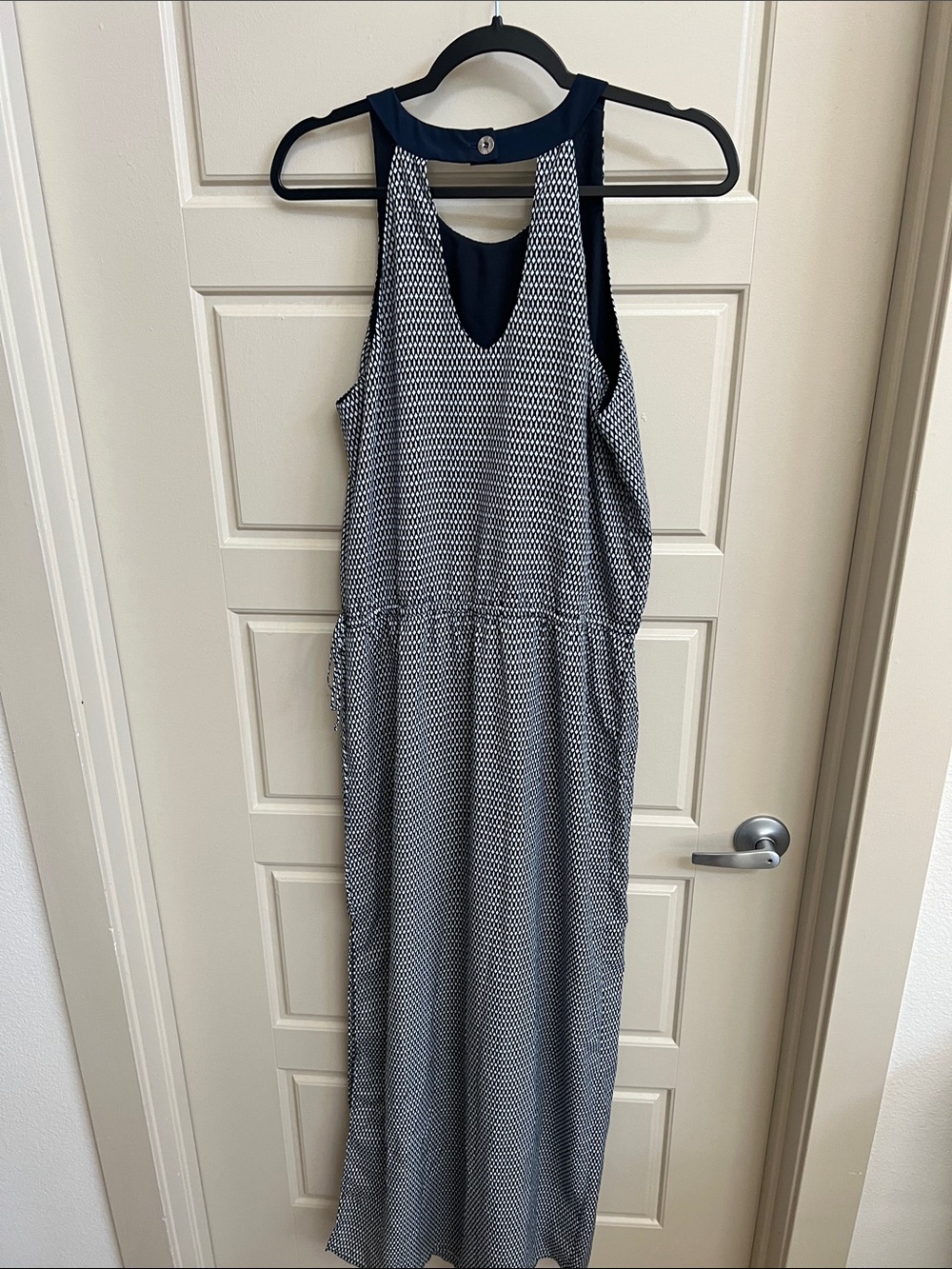 Barneys New York Navy & White Patterned Sleeveless maxi Dress Sz 10 summer comfy - Picture 6 of 10